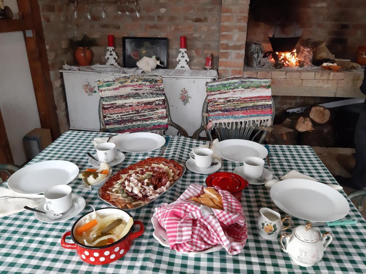 Apartament Izvor Ilok Zewnętrze zdjęcie