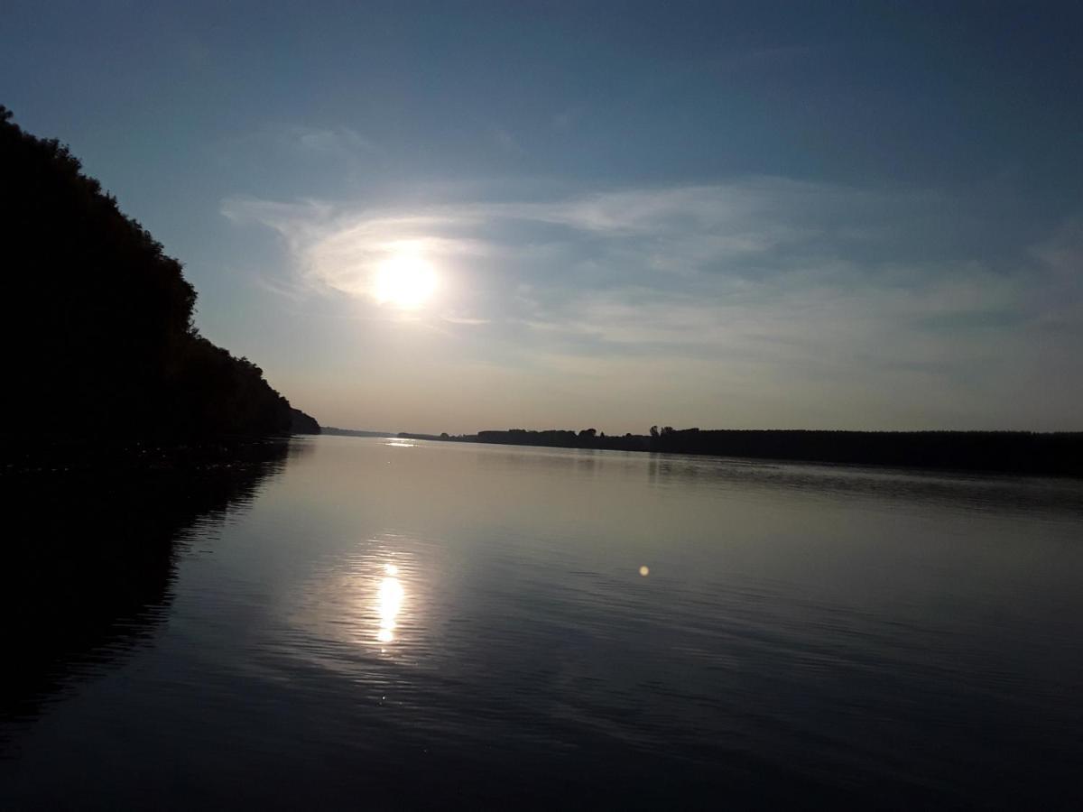Apartament Izvor Ilok Zewnętrze zdjęcie